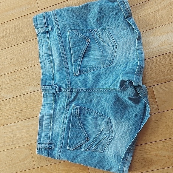 3/$10 JEAN shorts size 13. - Picture 2 of 4
